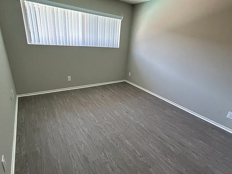 Taylor Garden Apartments — Photo 37
