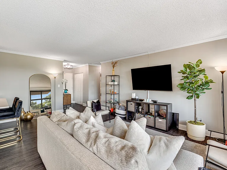 5500 Holmes Run Pkwy #510 — Photo 16