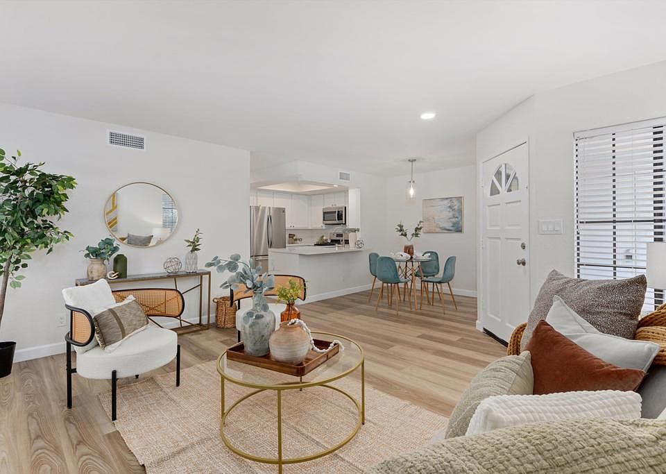 1st image of 3524 Seahorn Cir