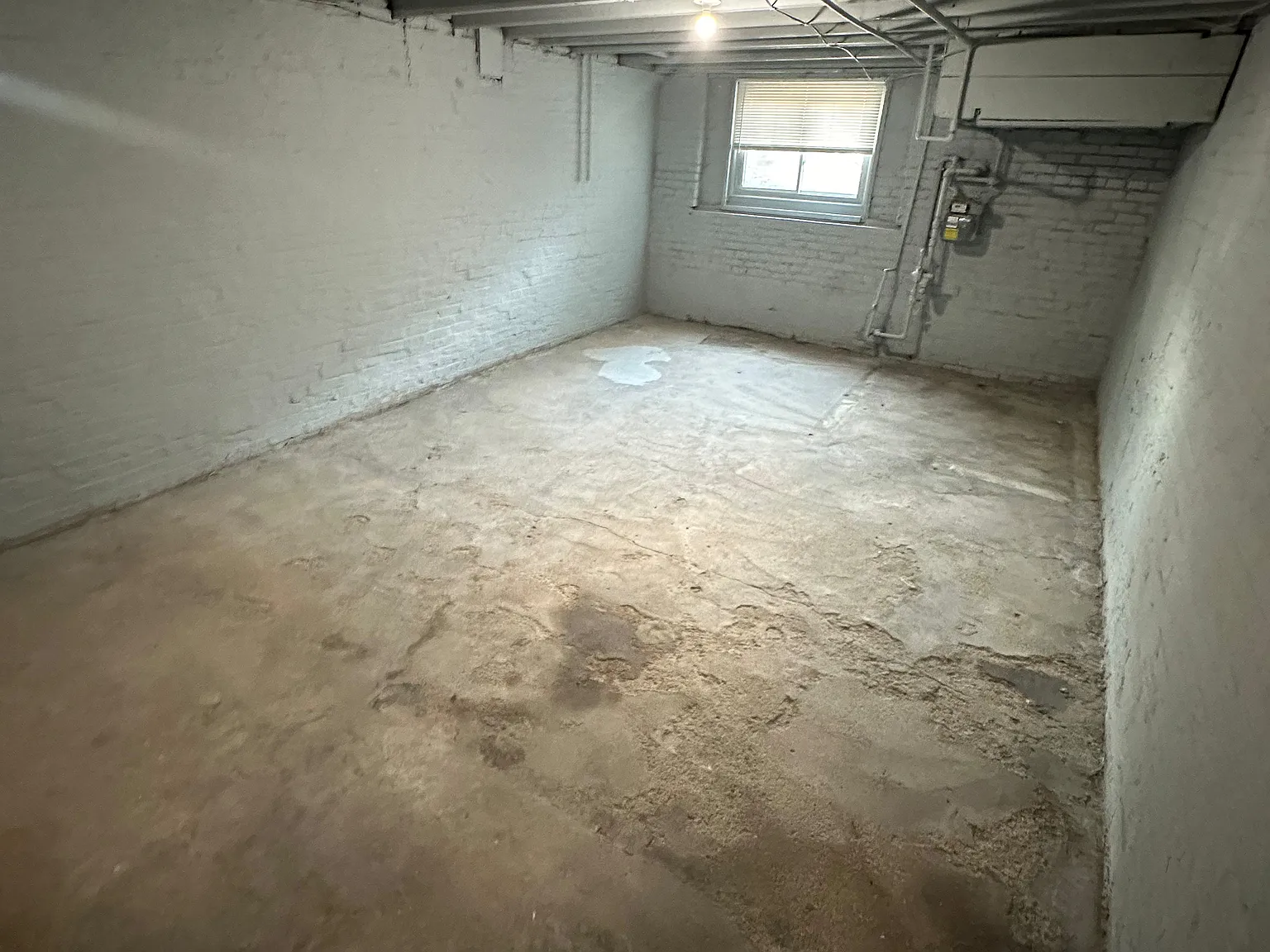 2 bed, 1.0 bath, $2,200 — Photo 4
