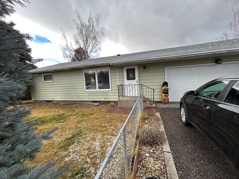 1st image of 2215 26th Ave