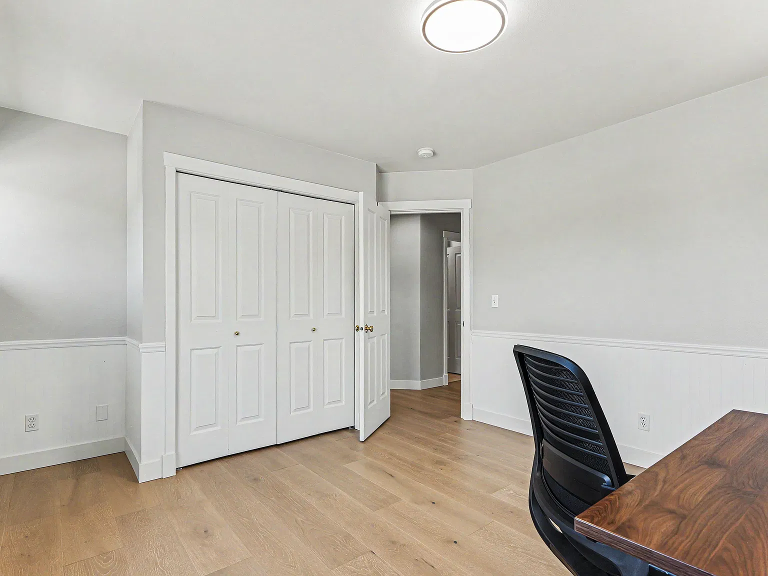3 bed, 2438 sqft, $4,300 — Photo 4