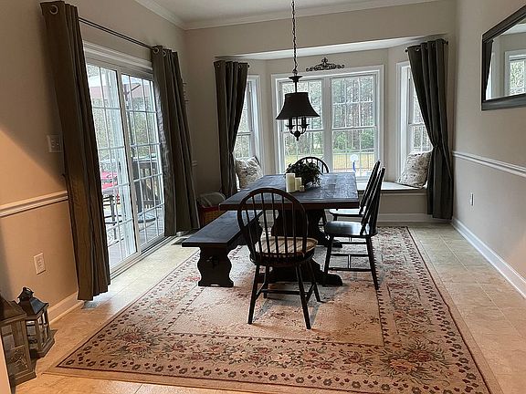 3rd image of 10024 Olde Kent Dr