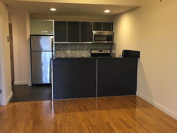 2nd image of 143-20 Hoover Ave #607