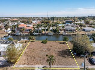 109 Baldwin Ct SE, Pt Charlotte, FL 33952