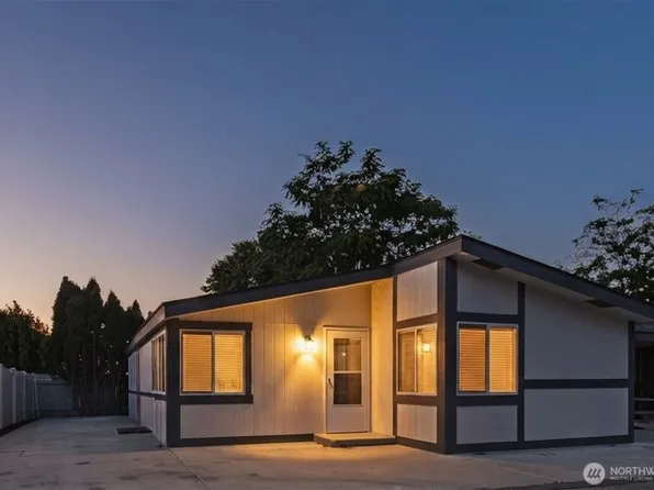 322 N Kentucky Avenue #A, East Wenatchee, WA 98802