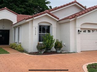 9126 SW 143rd Ave, Miami, FL 33186