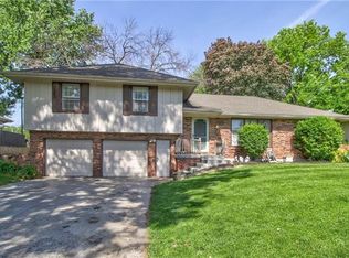 707 NW 12th St, Blue Springs, MO 64015