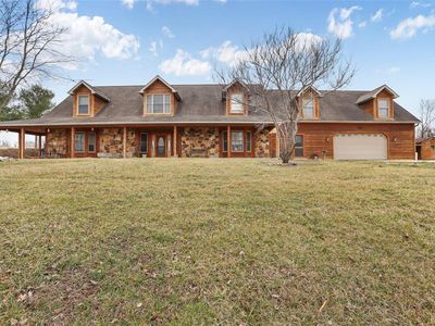 728 Deerwood Trl, New Haven, MO, 63068