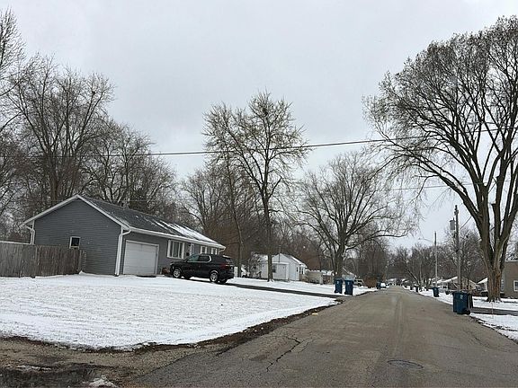 4th image of 626 N Buell Ave