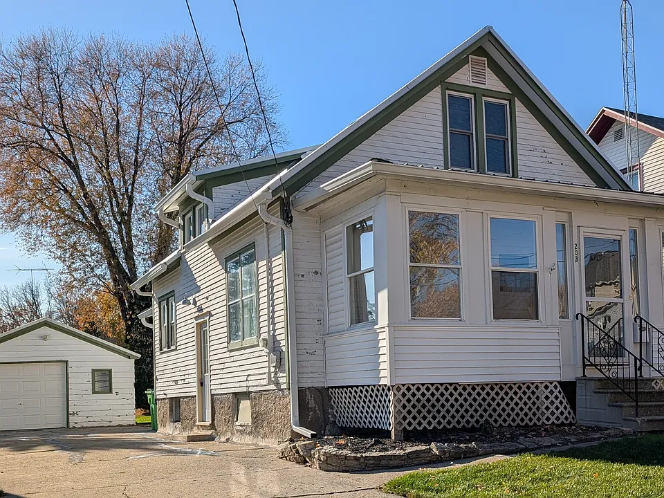 203 Chatham St