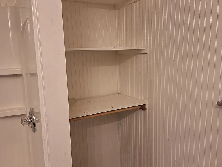 Storage in bath