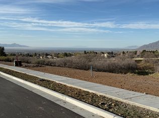 597 S Oakridge Dr E, Tooele, UT 84074