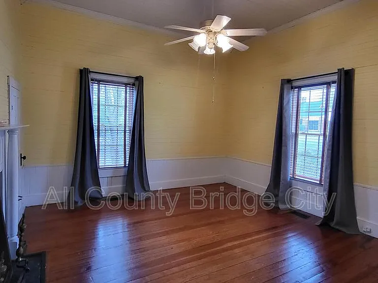 311 Retreat St — Photo 14