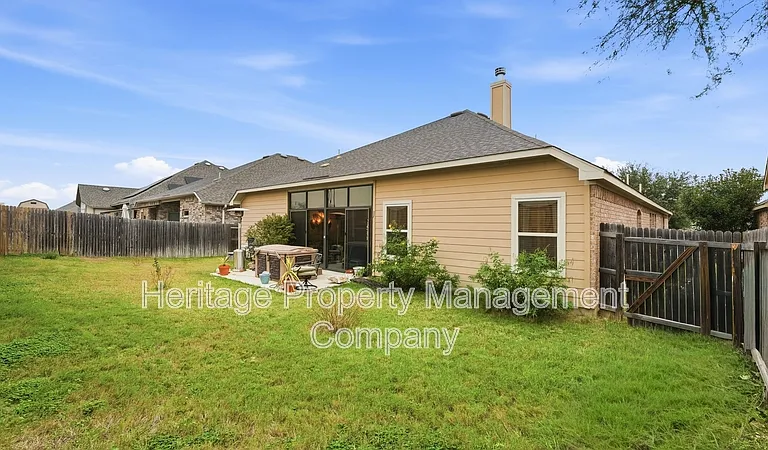 2084 Tejas Pecan — Photo 20