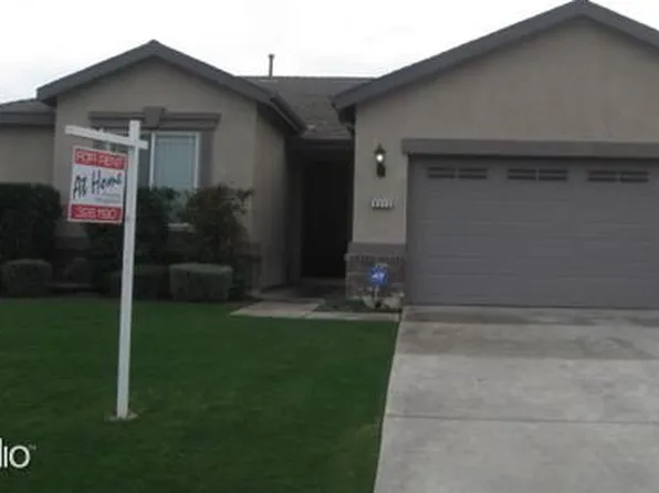 9213 Centennial Star Dr, Bakersfield, CA 93311
