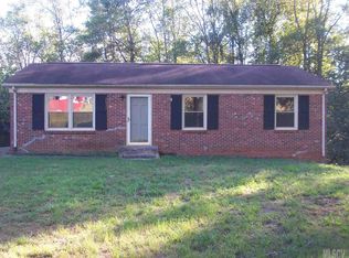 2630 Tumbleweed Dr, Lenoir, NC 28645