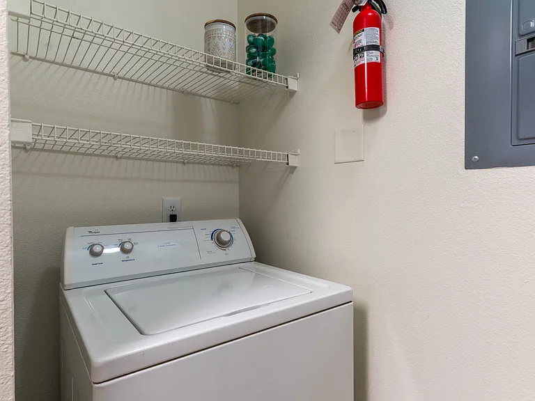 In-Unit Washer & Dryer