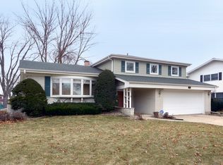 623 N Bel Aire Ter, Palatine, IL 60074