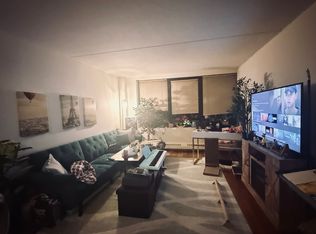 4 Martine Ave APT 210, White Plains, NY 10606