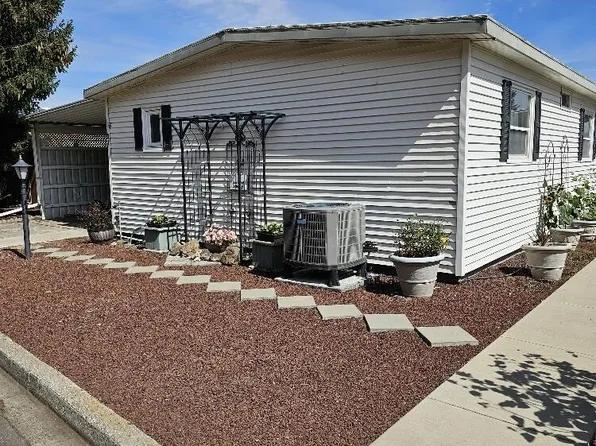 27 Leisure Hill Dr, Yakima, WA 98903