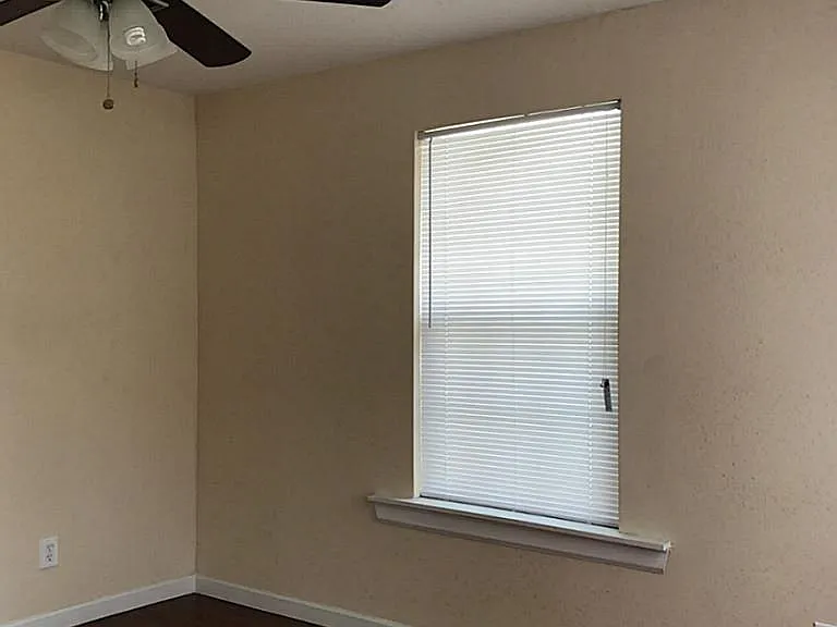 3206 Napoleon St — Photo 8