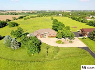 13744 NW 56th St, Raymond, NE 68428