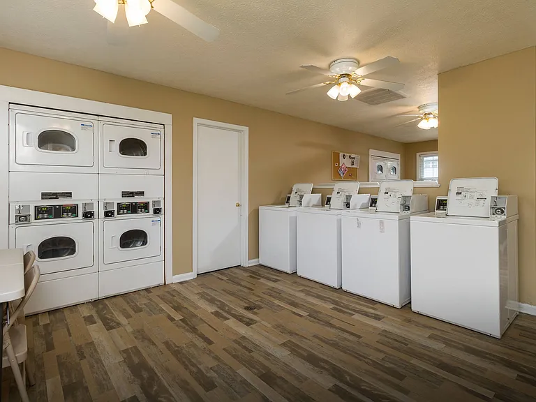 Hidden Creek Apartment | Laundry Room