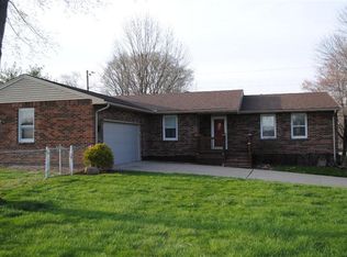 110 Frazer Dr, Middletown, OH 45042