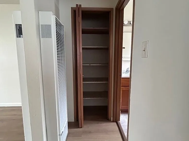 939 Lexington Ave — Photo 10