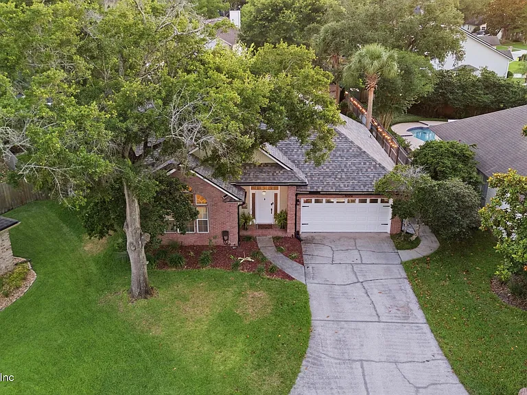 9370 Jaybird Cir E — Photo 59