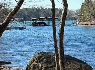 6407 Paradise Point Rd, Flowery Branch, GA 30542