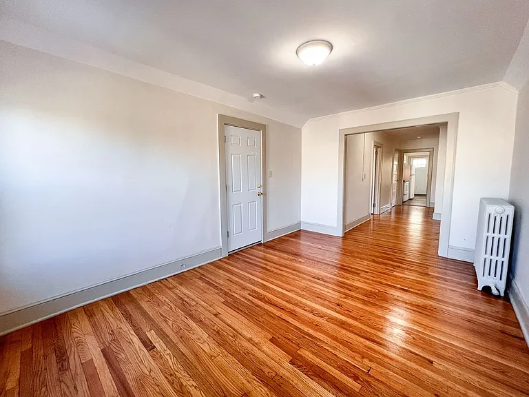 111-115 Lincoln St — Photo 1