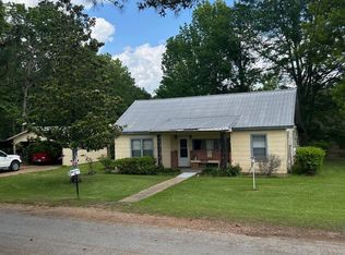 50 Wade Rd, West, MS 39192