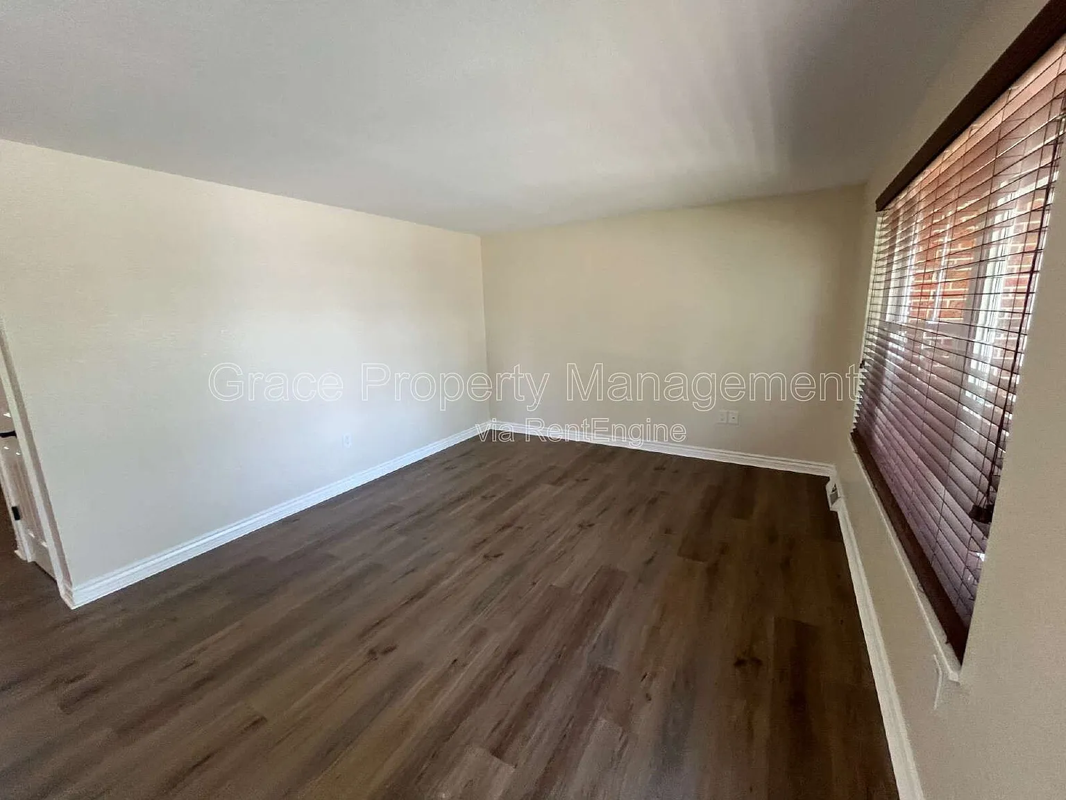 4 bed, 1.0 bath, 2184 sqft, $2,495 — Photo 2