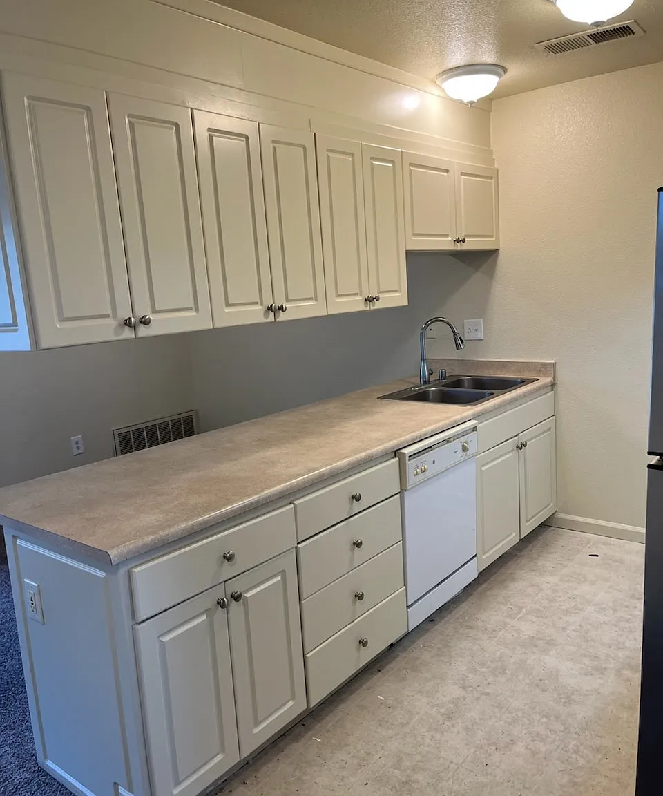 2 bed, 800 sqft, $1,275 — Photo 4