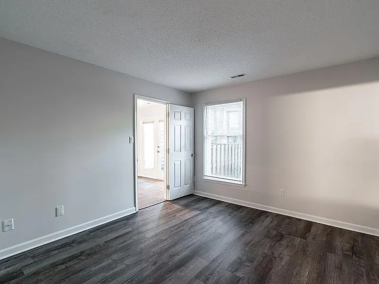 3219 Mill Run — Photo 11