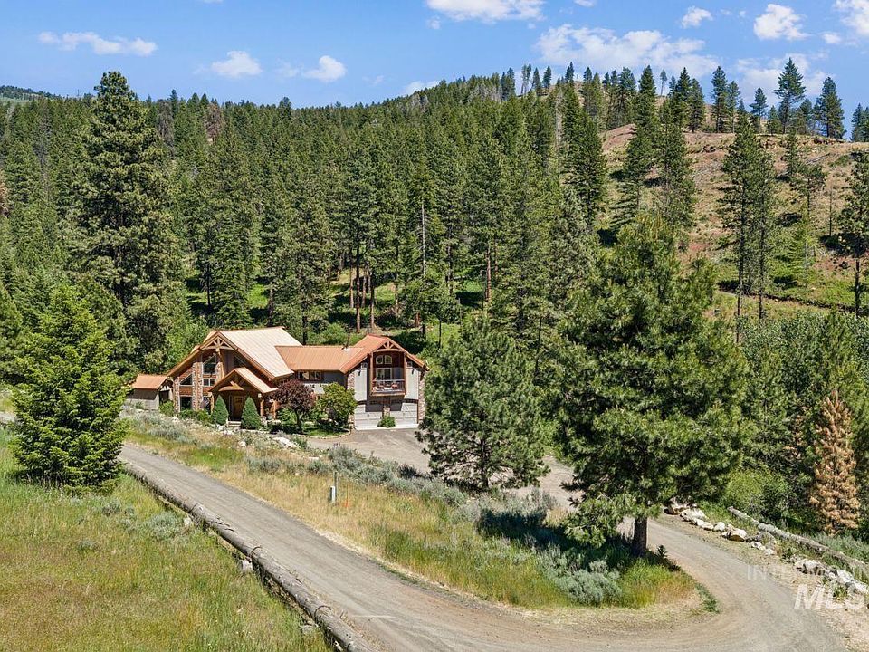 1st image of 2326 Private Rd