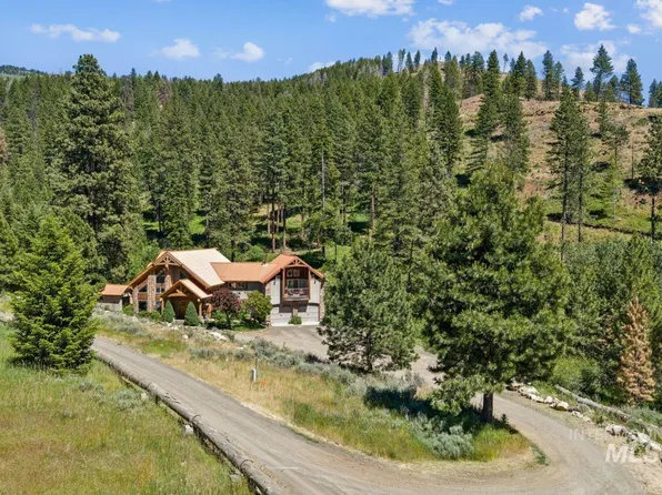 2326 Private Rd, Cambridge, ID 83610