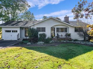 20 Ridge Rd, Frenchtown, NJ 08825