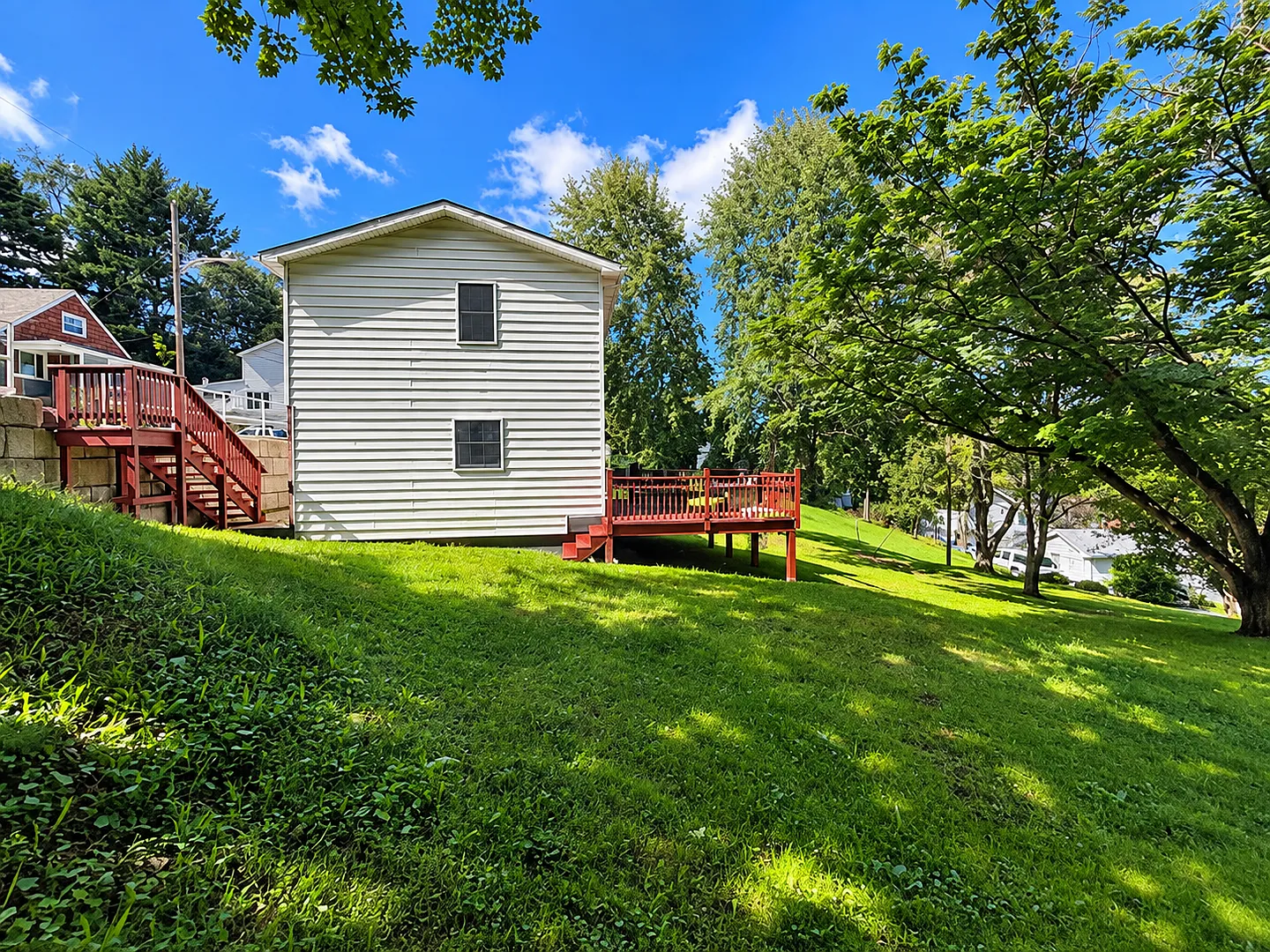 3 bedroom 2 bath House for Rent 15642 — Photo 1