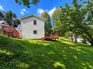 10365 Lilac St, North Huntingdon, PA 15642