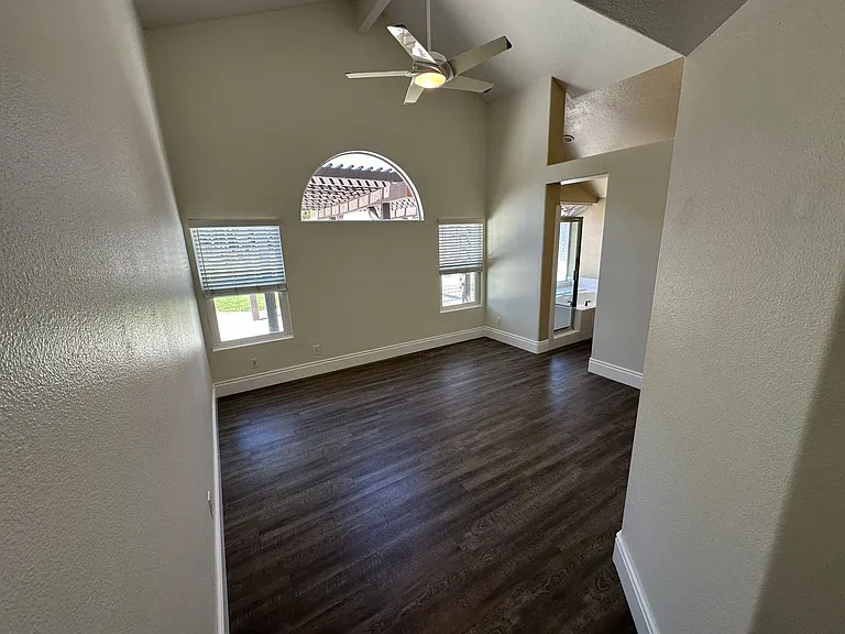 4982 Wildwood Dr — Photo 9