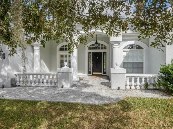 4 Honeysuckle Dr, Homosassa, FL 34446