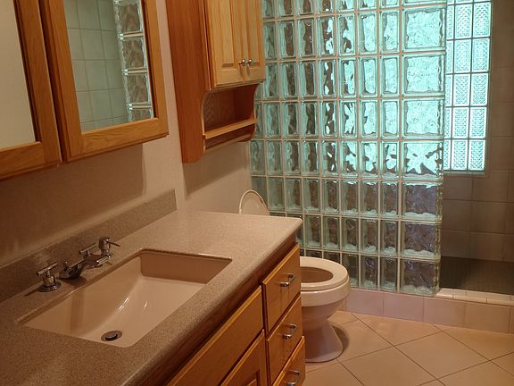 Dwonstairs Bathroom
