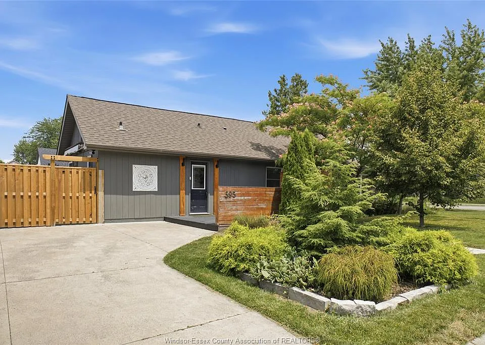 395 Brighton Rd