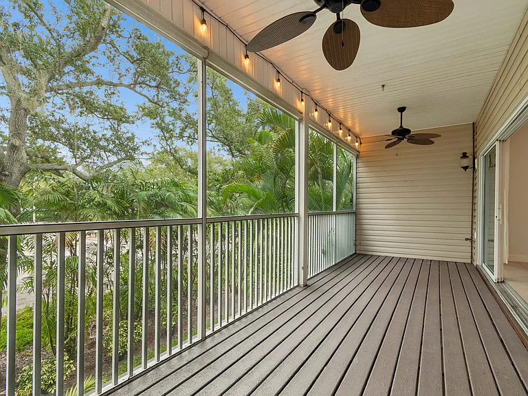 2nd balcony