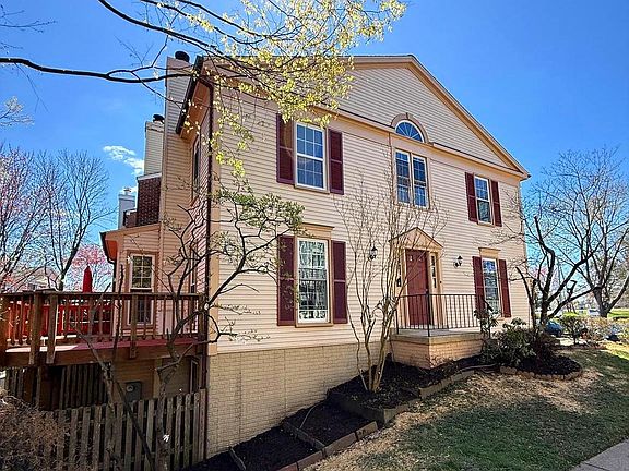 4th image of 5836 Apsley House Ct