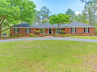 40 Harlow Rd, Pinehurst, NC 28374