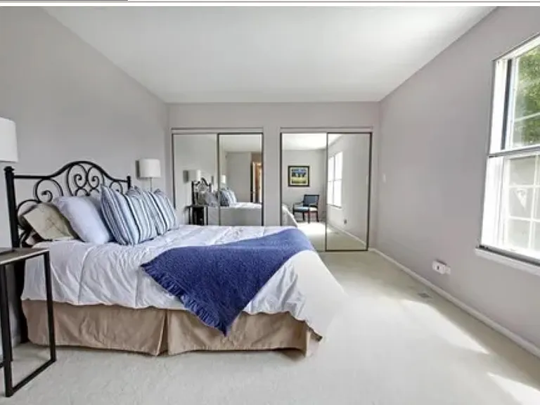 649 Sanders Ct — Photo 12